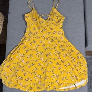 Forever 21 Mustard Floral Dress fits like small